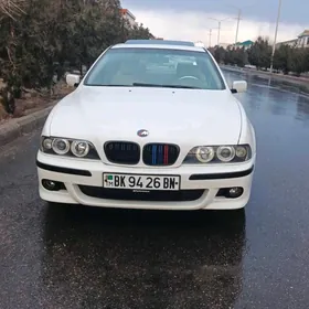 BMW E39 2001