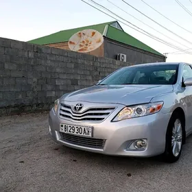 Toyota Camry 2010