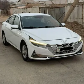 Hyundai Elantra 2021