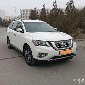 Nissan Pathfinder 2020