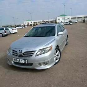 Toyota Camry 2011