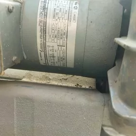 Двигатель оригинальный США