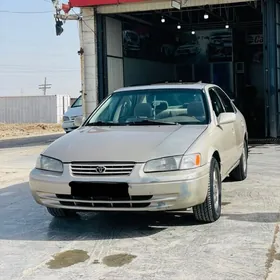 Toyota Camry 1998