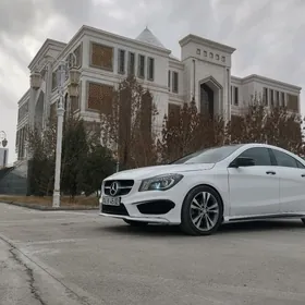 Mercedes-Benz CLA 2015