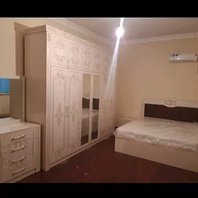 mebel spalny garnatur