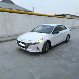 Hyundai Elantra 2022