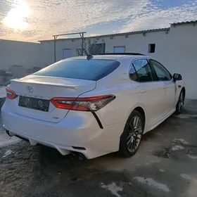 Toyota Camry 2022