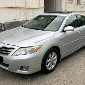 Toyota Camry 2011