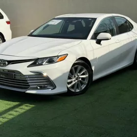 Toyota Camry 2022