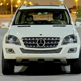 Mercedes-Benz ML350 2011