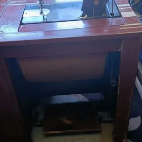 gadymy aýak tikin maşyn