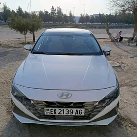 Hyundai Elantra 2021