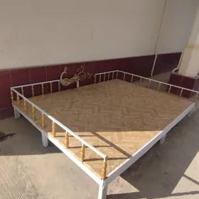 Tapcan/krowat howly ùn