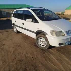 Opel Zafira 2002