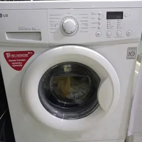 LG. СТИРАЛЬНАЯ МАШИНА