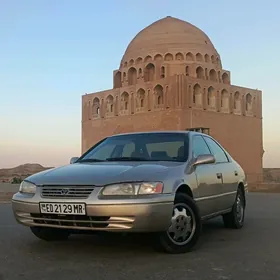 Toyota Camry 1999
