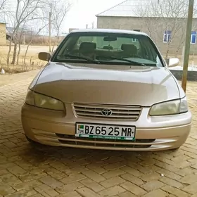 Toyota Camry 1998
