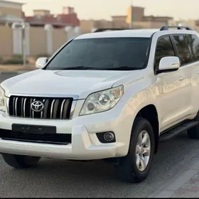 Toyota Land Cruiser Prado 2013