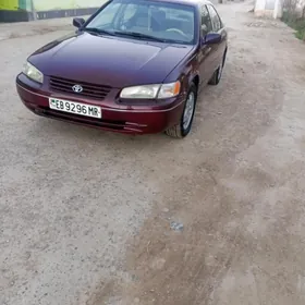Toyota Camry 1998