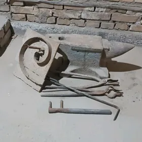 наковально