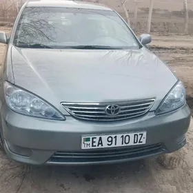 Toyota Camry 2005