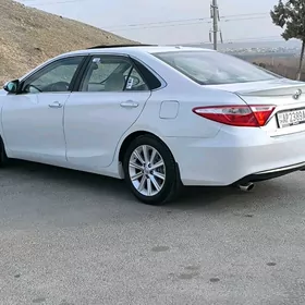Toyota Camry 2016