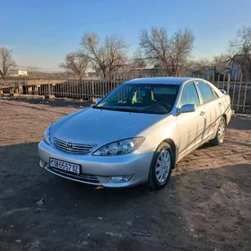 Toyota Camry 2005