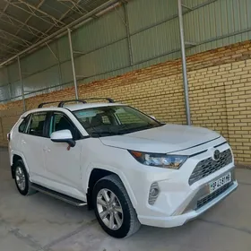 Toyota RAV4 2022