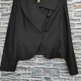 Пиджак новый