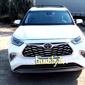 Toyota Highlander 2020