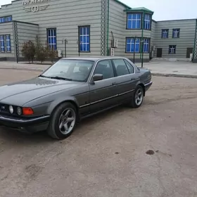 BMW 730 1990