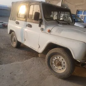 UAZ 469 2001