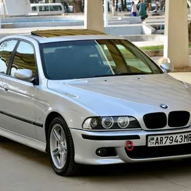 BMW M5 2002