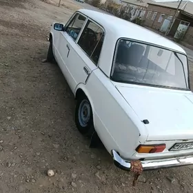 Lada 2104 1980
