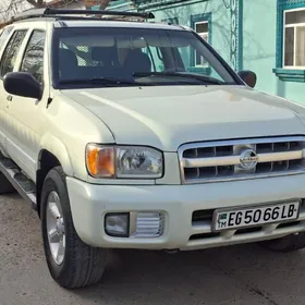 Nissan Pathfinder 2004