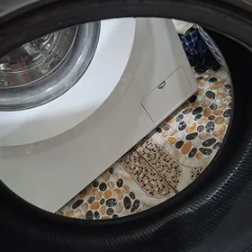 Continental  245 40 18