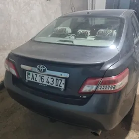 Toyota Camry 2010