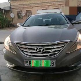 Hyundai Sonata 2012