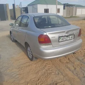 Toyota Echo 2003