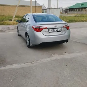 Toyota Corolla 2014