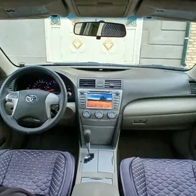 Toyota Camry 2011