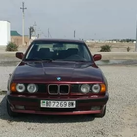 BMW 525 1990