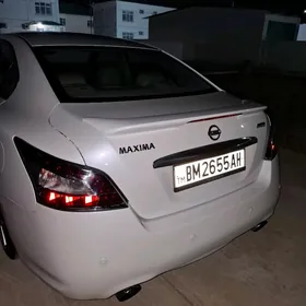 Nissan Maxima 2012