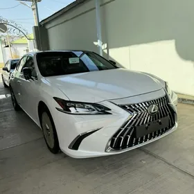 Lexus ES 350 2024
