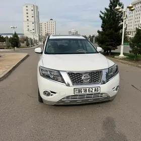 Nissan Pathfinder 2013
