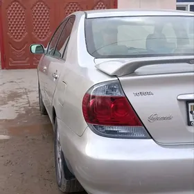 Toyota Camry 2004