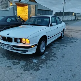 BMW 525 1989