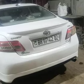Toyota Camry 2010