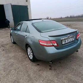 Toyota Camry 2011