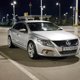 Volkswagen CC 2011